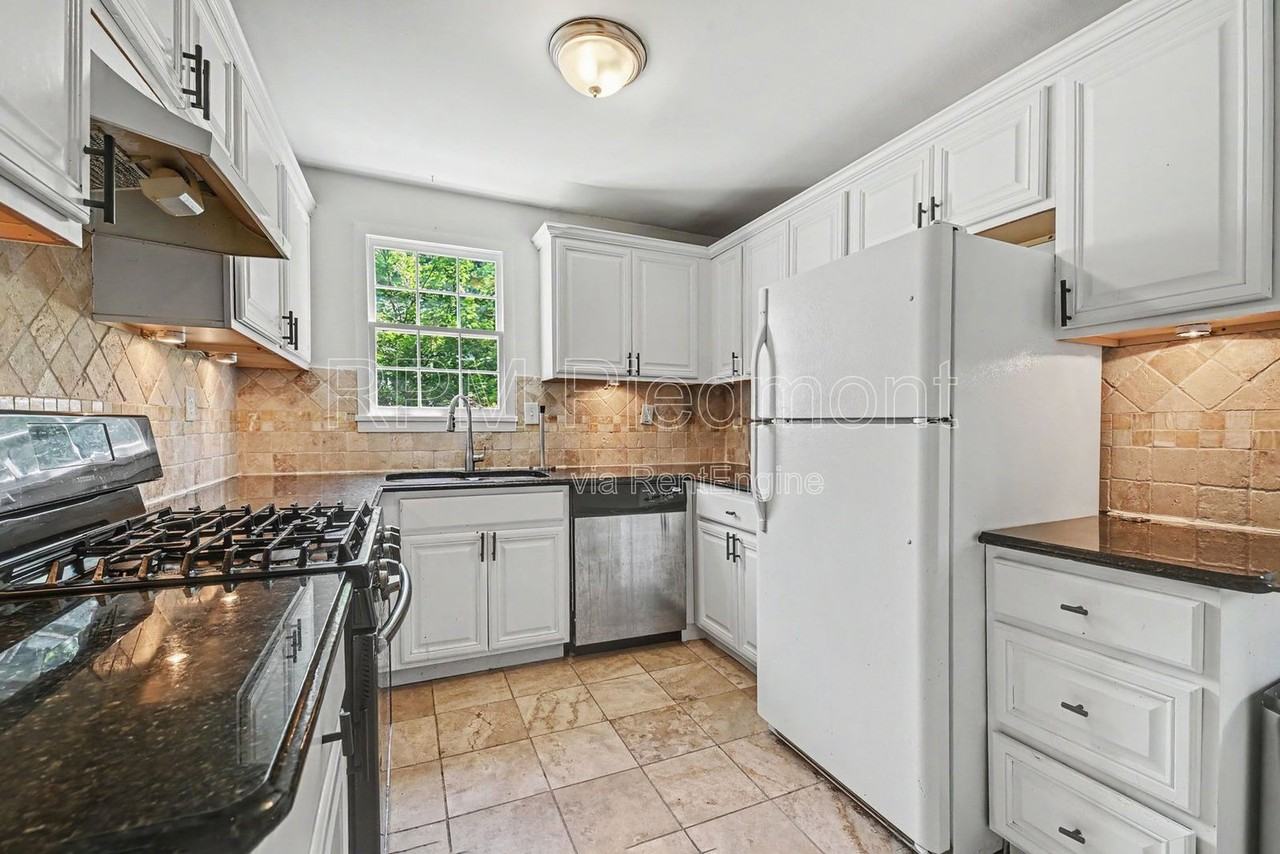 2917 Ringle Rd - Photo 4 of 28