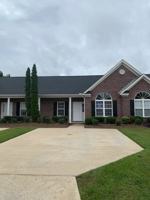 featured image of 140 Oak Towne Dr #E3