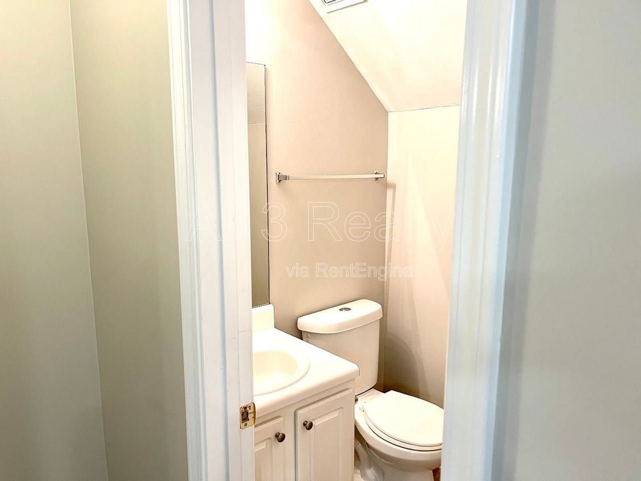311 Coral Cir - Photo 7 of 21