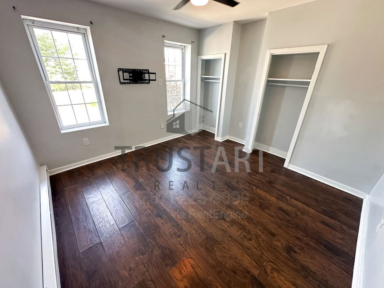 1257 N 23rd St #2 - Photo 6 of 8