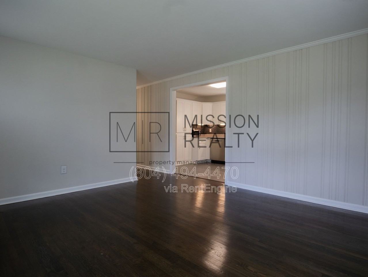 5205 Scott St - Photo 6 of 25