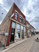 featured image of 220 Main St #2R