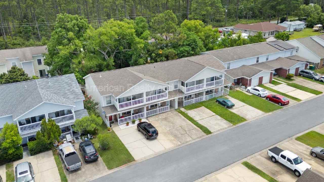 1815 Pointed Leaf Ln - Photo 2 of 31