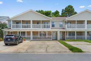featured image of 1815 Pointed Leaf Ln