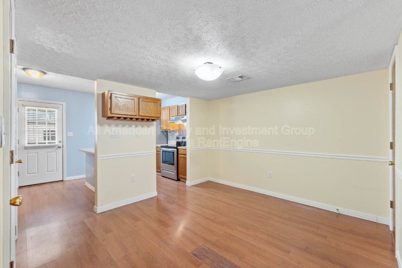 1815 Pointed Leaf Ln - Photo 6 of 31