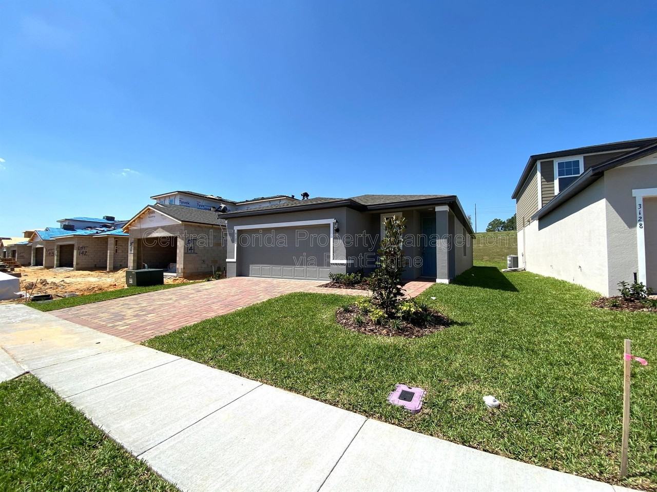3122 Bella Vista Dr