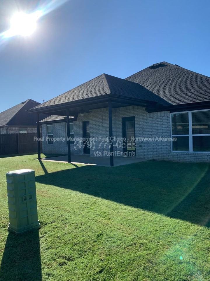 4374 W Topeka Ave - Photo 2 of 23