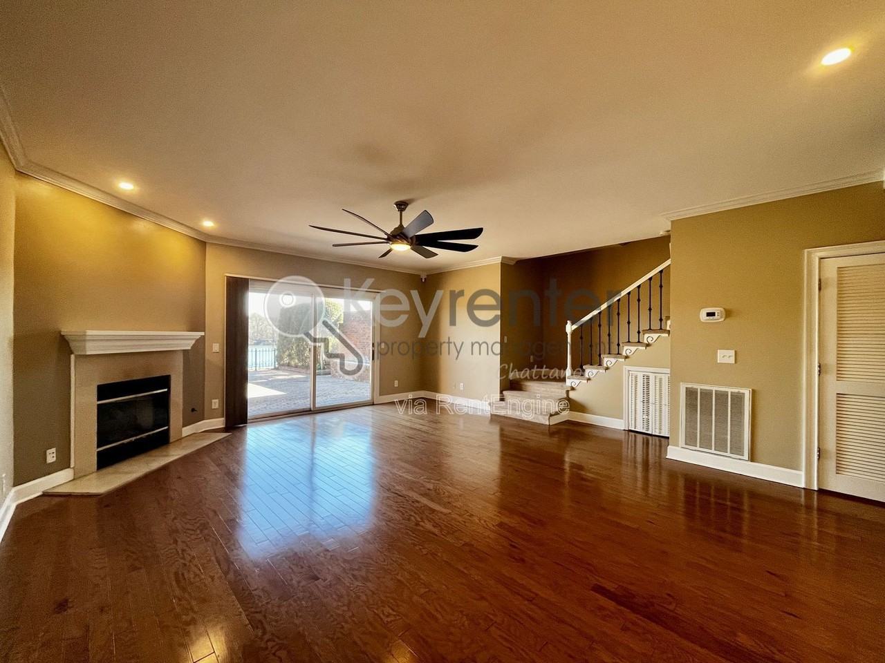 3166 Waterfront Dr - Photo 6 of 27