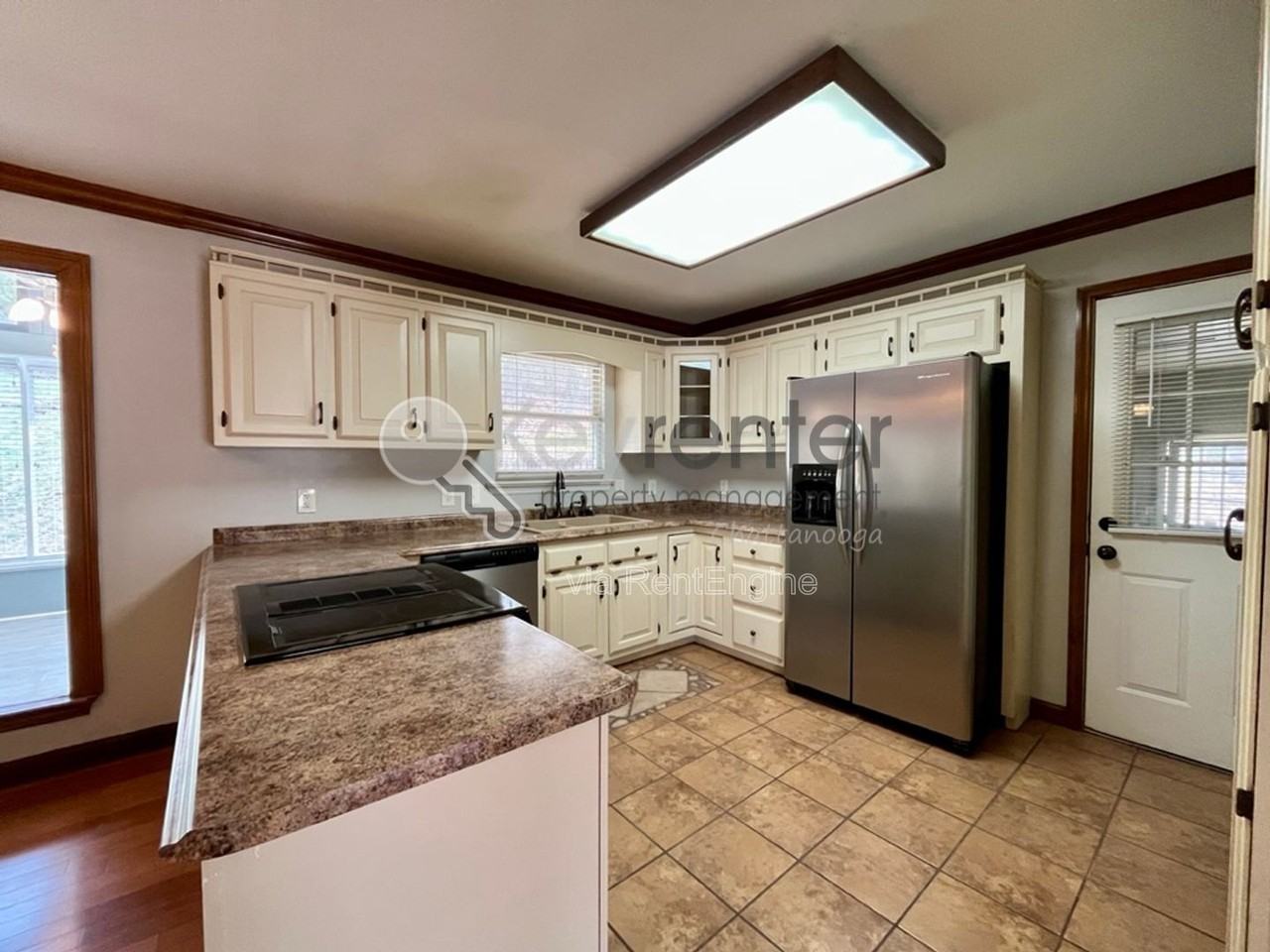 4704 Privateer Rd - Photo 4 of 28