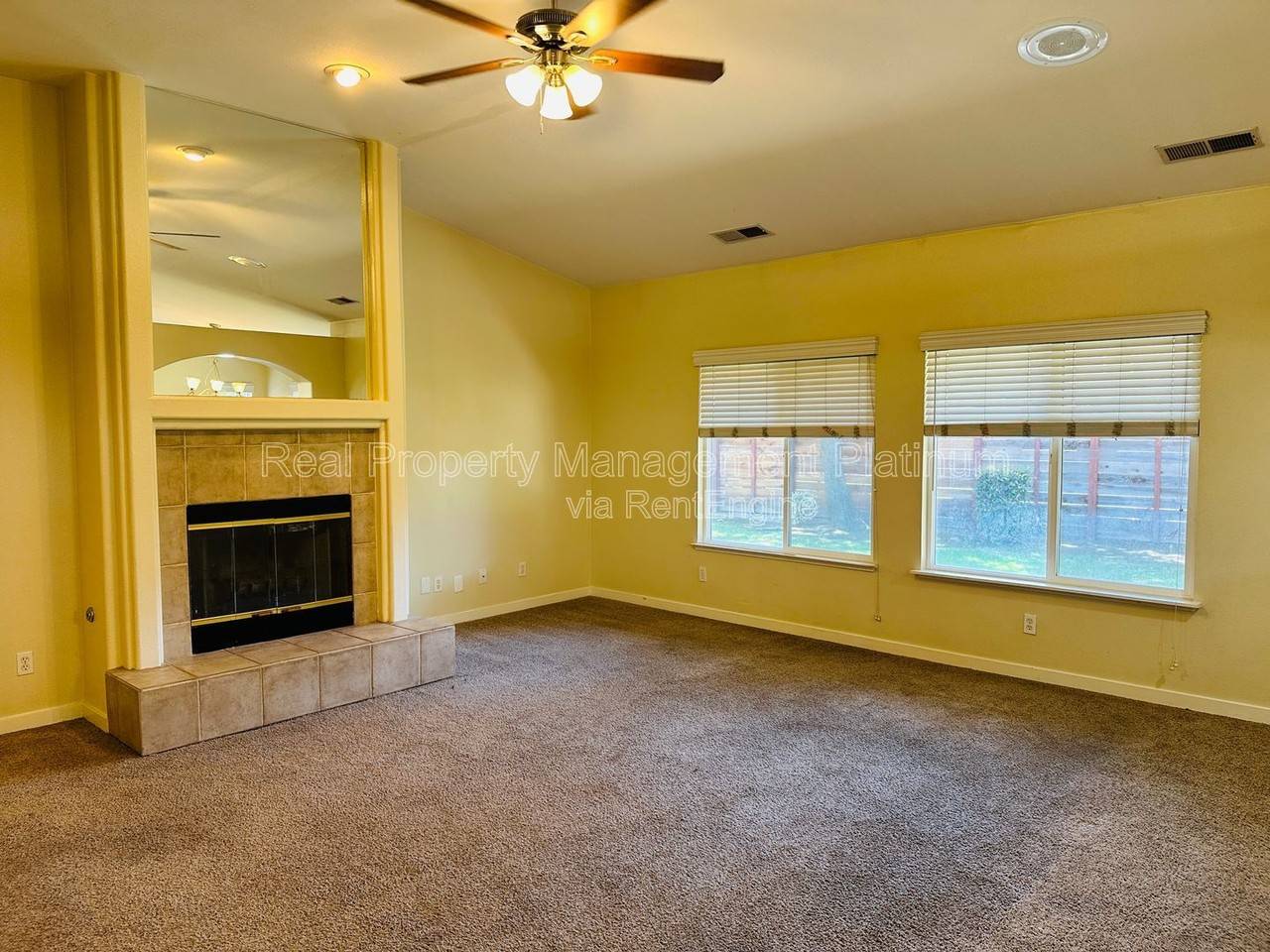 2012 Riverview Dr - Photo 4 of 26