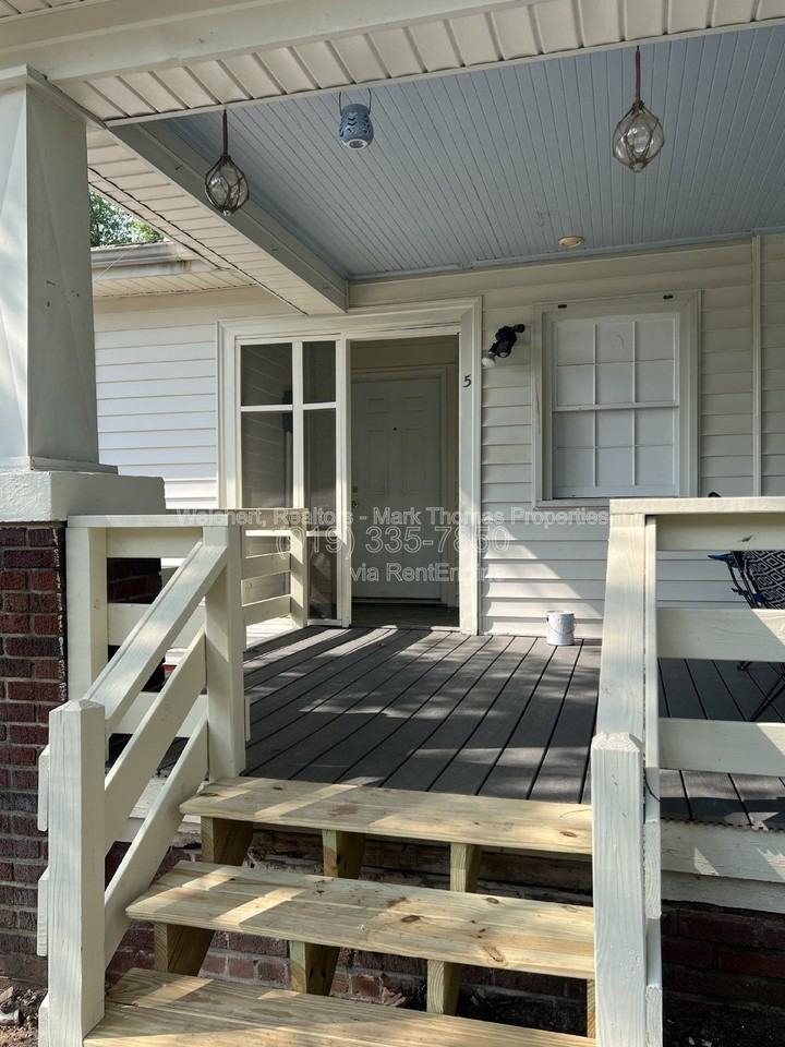 2501 Pickett Rd