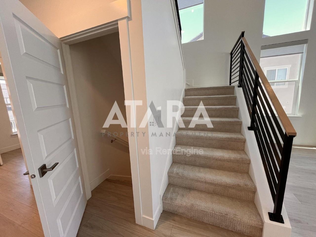 909 N Sage Hill Dr - Photo 7 of 50