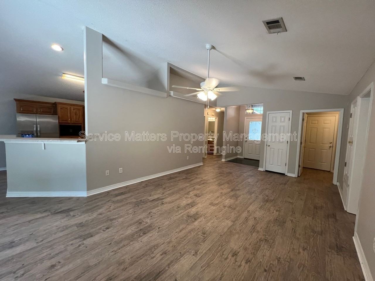 5959 Sleepy Hollow Ct - Photo 6 of 36