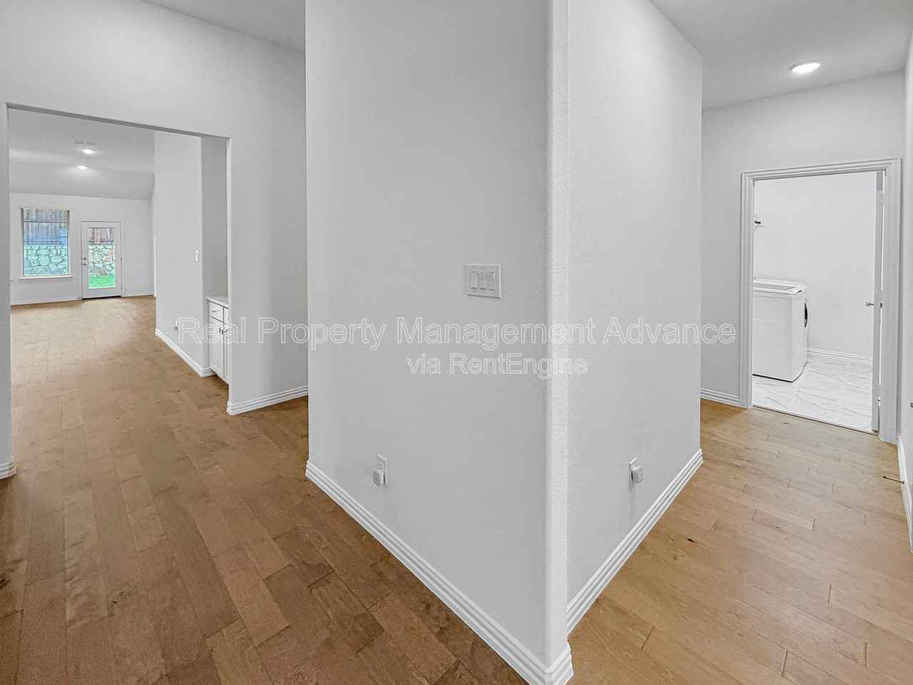3517 Henry Xing - Photo 4 of 19