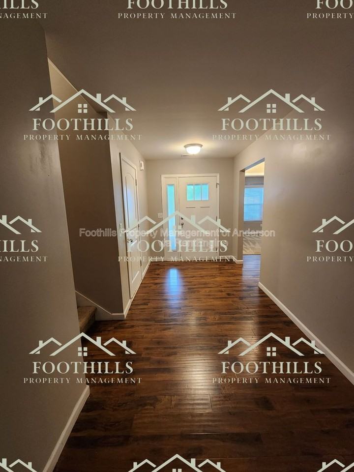 1027 Whirlaway Cir - Photo 6 of 23