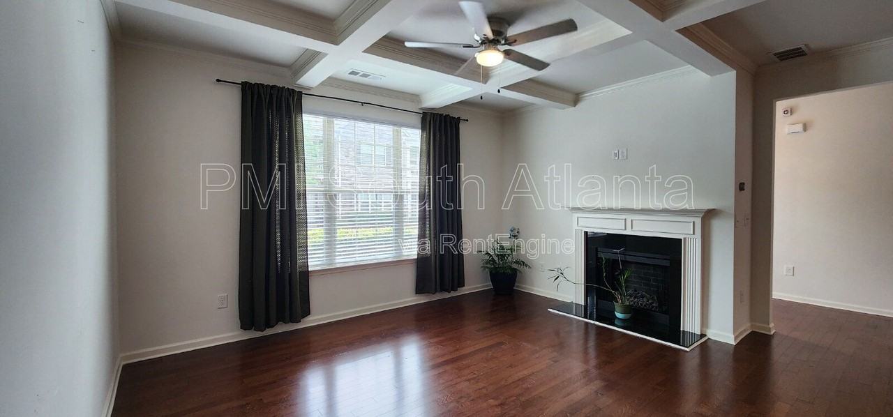 7744 Rutgers Cir - Photo 5 of 34
