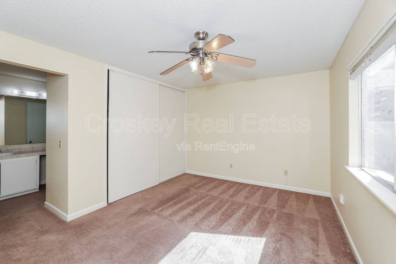 357 Hazelnut Ln - Photo 4 of 16