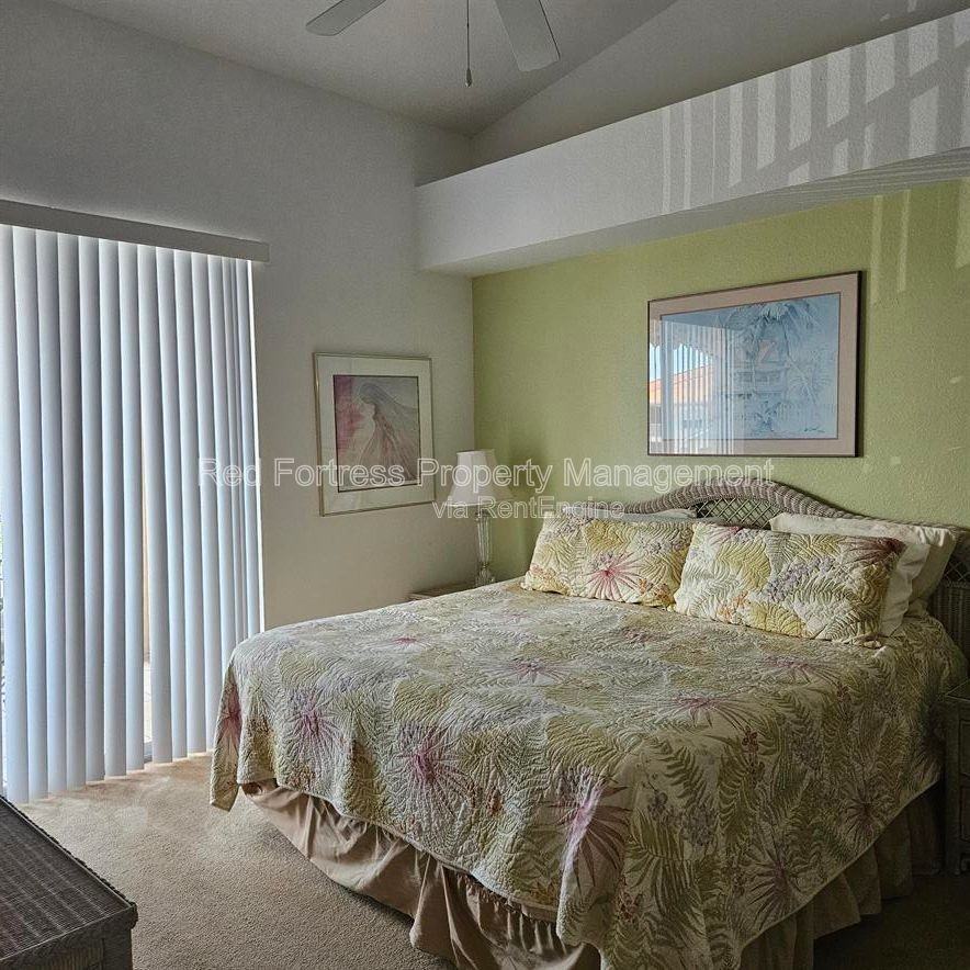 9055 Colby Dr #2221 - Photo 2 of 5
