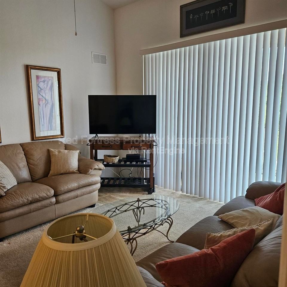 9055 Colby Dr #2221 - Photo 4 of 5