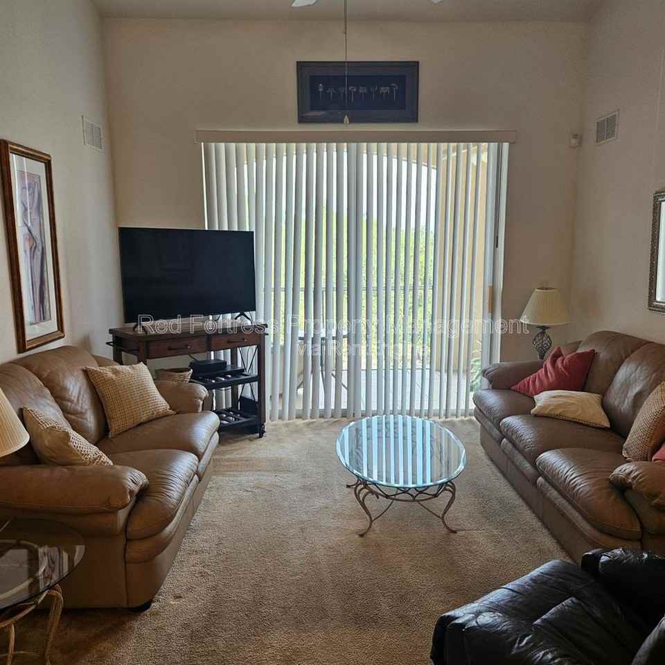 9055 Colby Dr #2221 - Photo 5 of 5