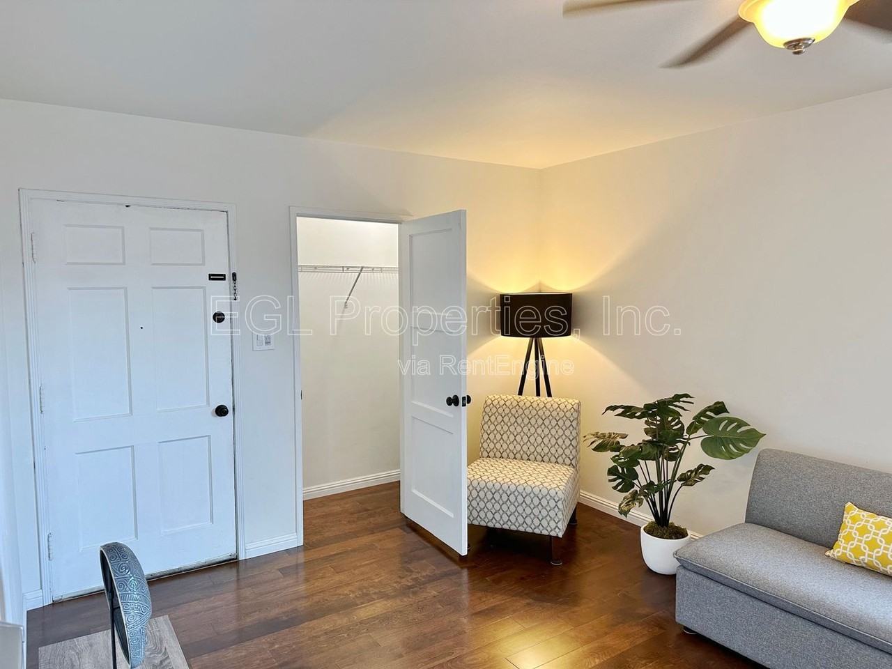 5122 Lemon Grove Ave - Photo 6 of 14