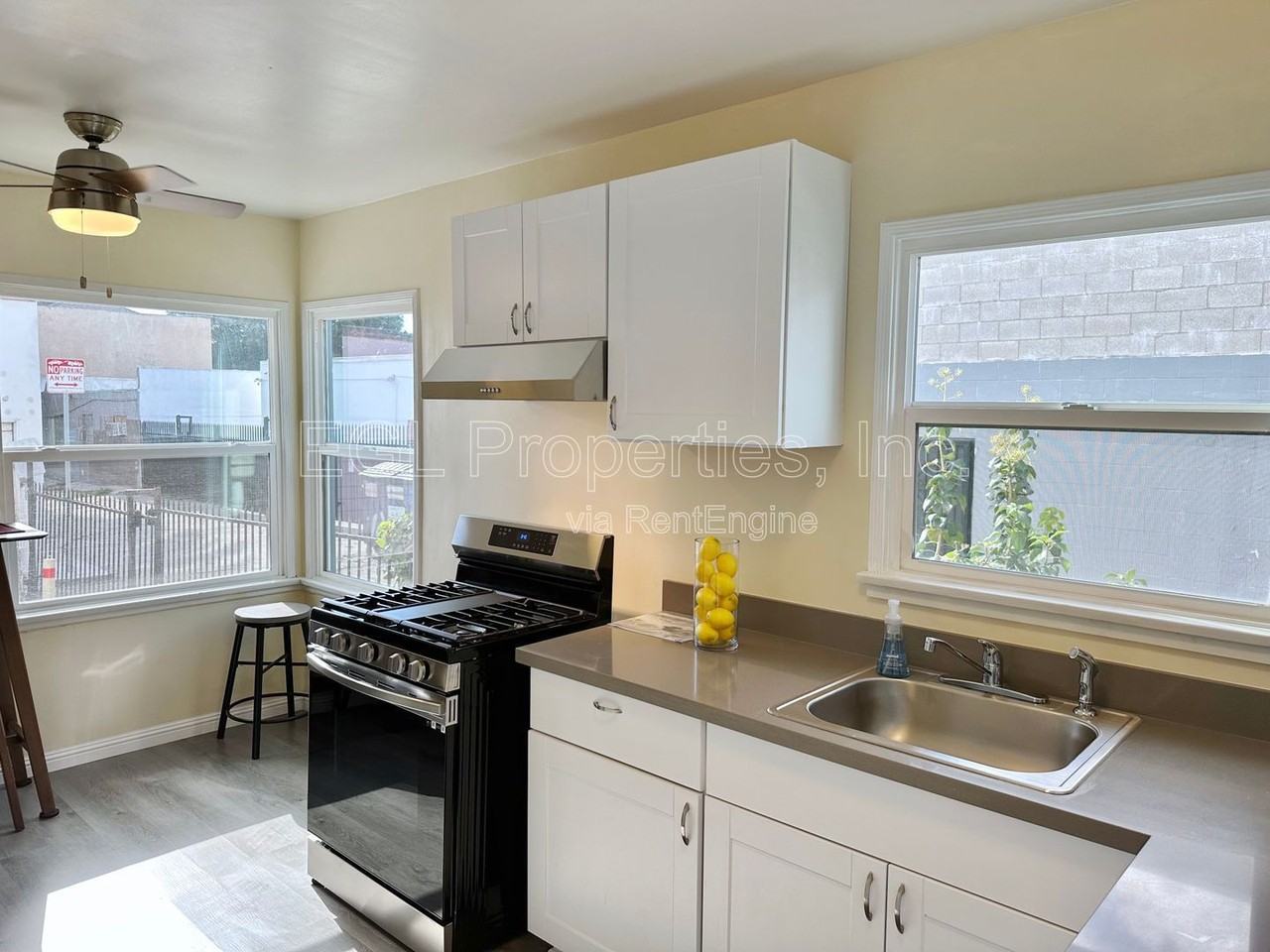 5122 Lemon Grove Ave - Photo 7 of 14