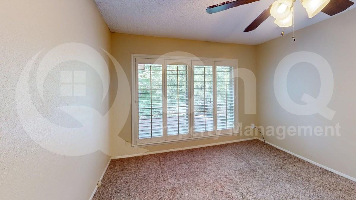 5809 Chimney Wood Cir - Photo 6 of 13