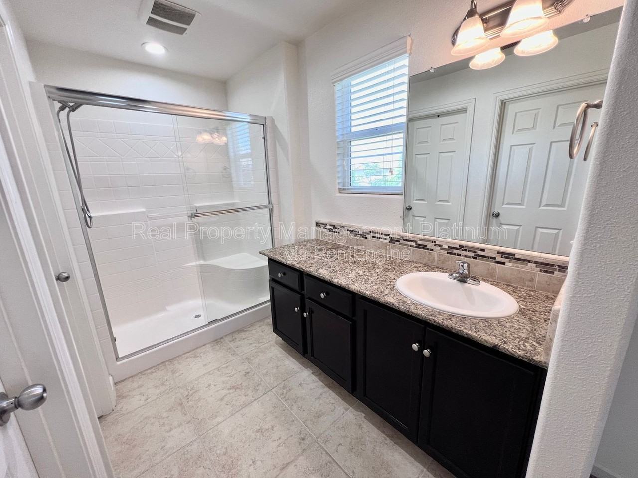 1484 Mosaic Way - Photo 6 of 18