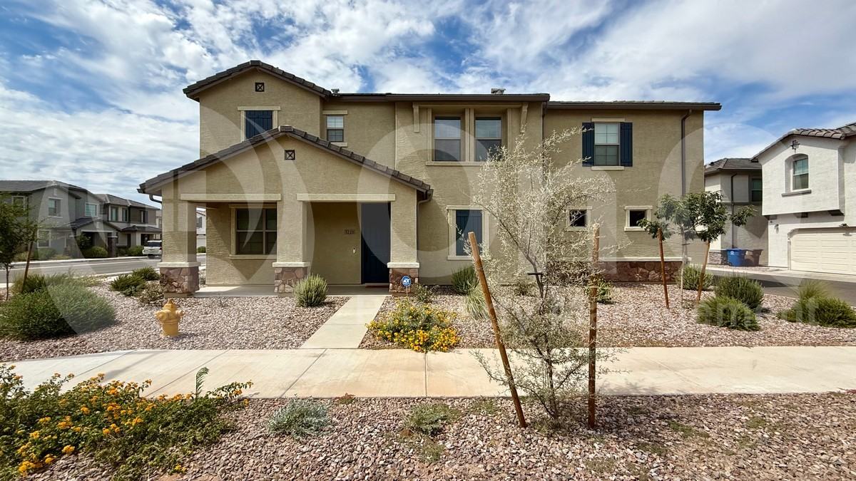 1220 W Sparrow Dr - Photo 2 of 14