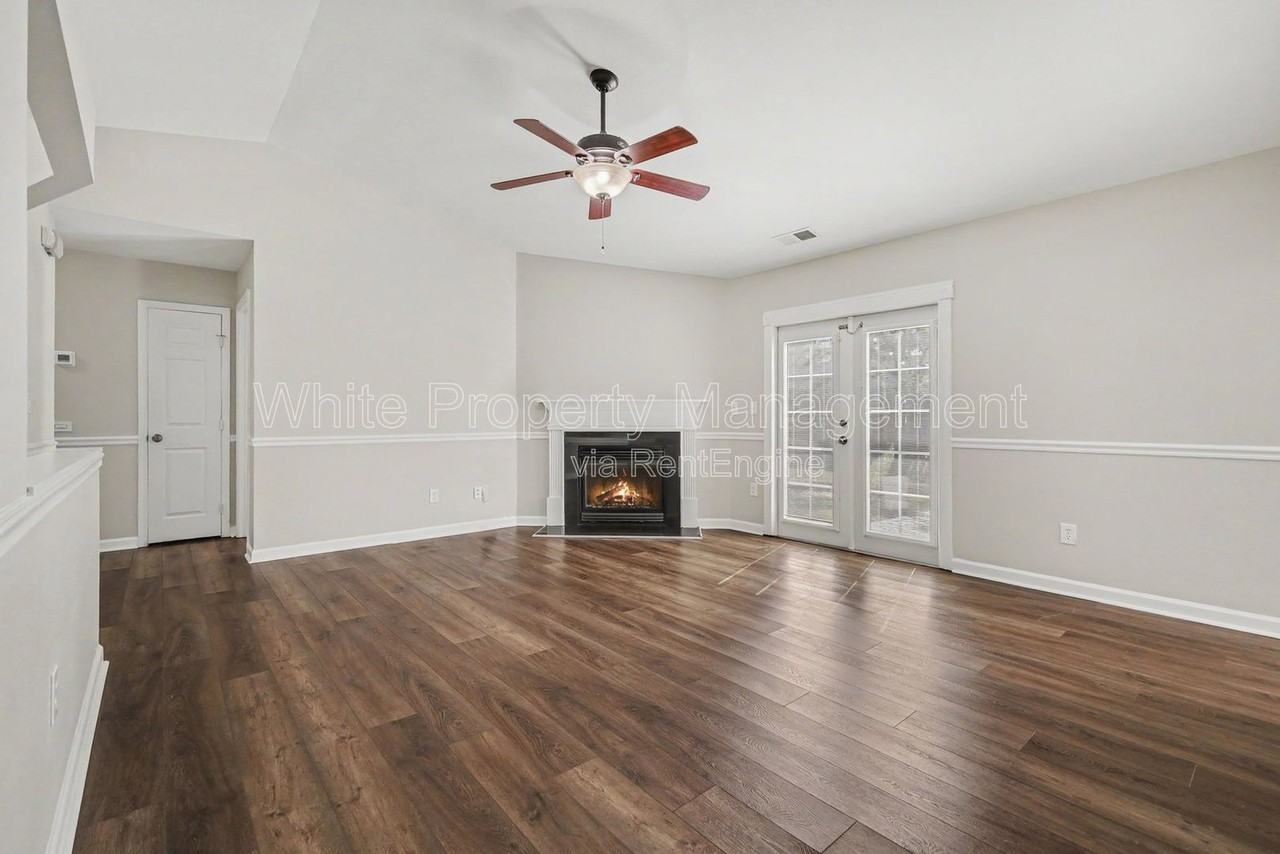 1820 Meadow Crossing Dr - Photo 3 of 32