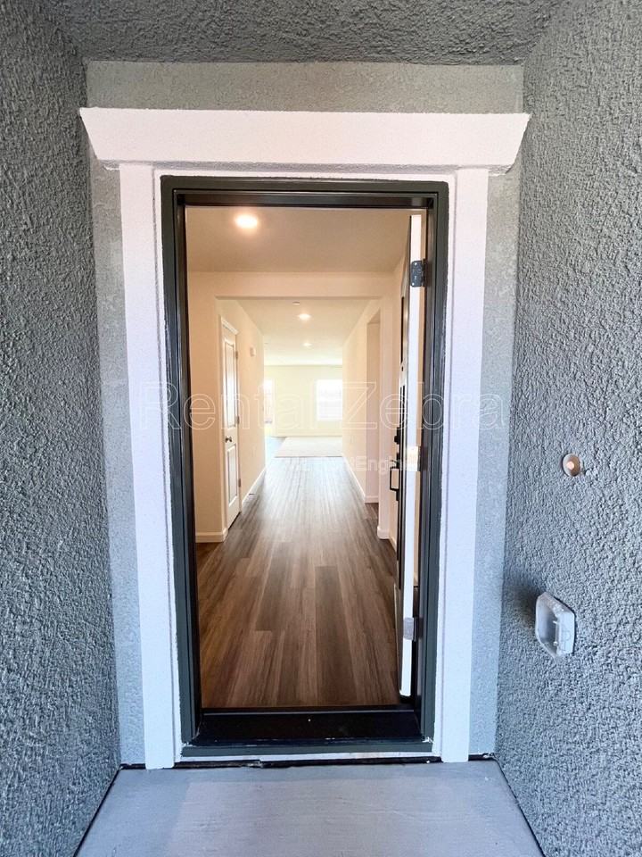4064 Cinnabar Ct - Photo 5 of 30