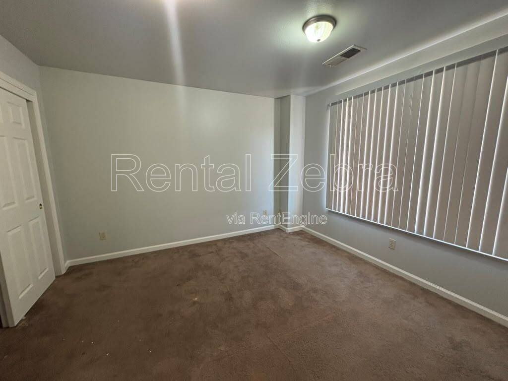 2951 Willowbrook Dr #B - Photo 7 of 10