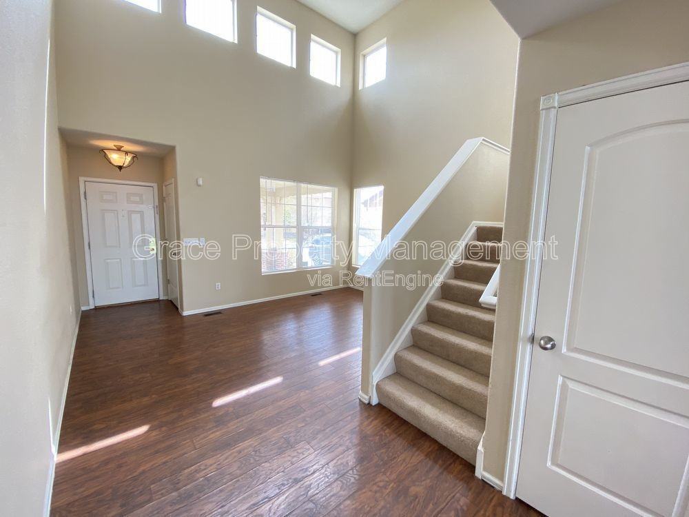 10289 E 113th Ave - Photo 3 of 23