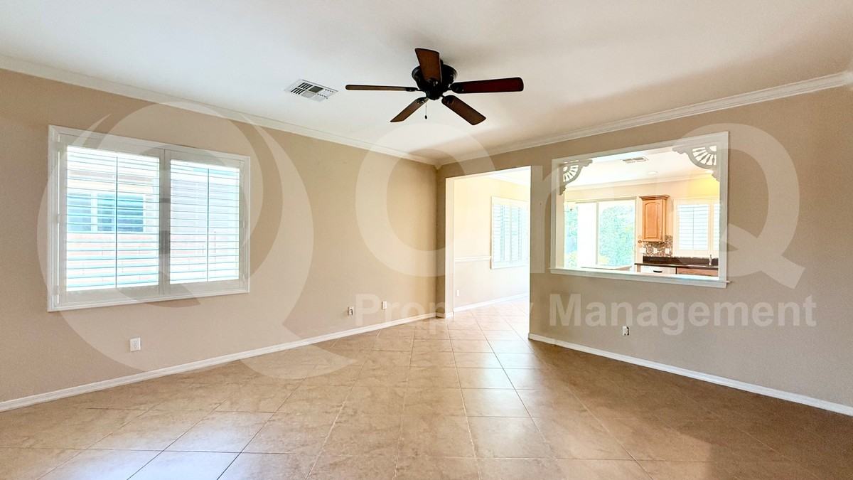 1819 S Racine Ln - Photo 5 of 19