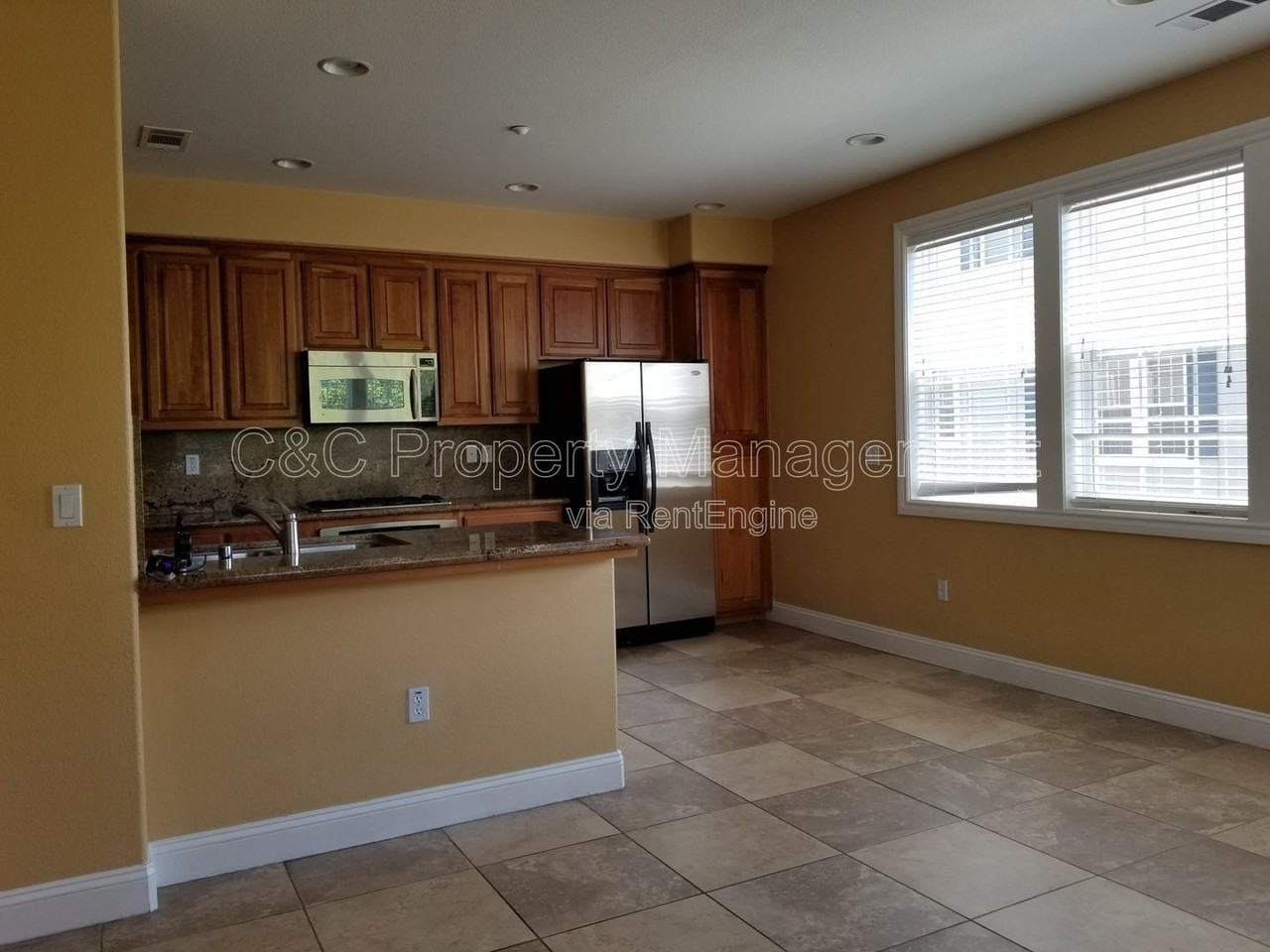 3687 Whitworth Dr - Photo 3 of 13