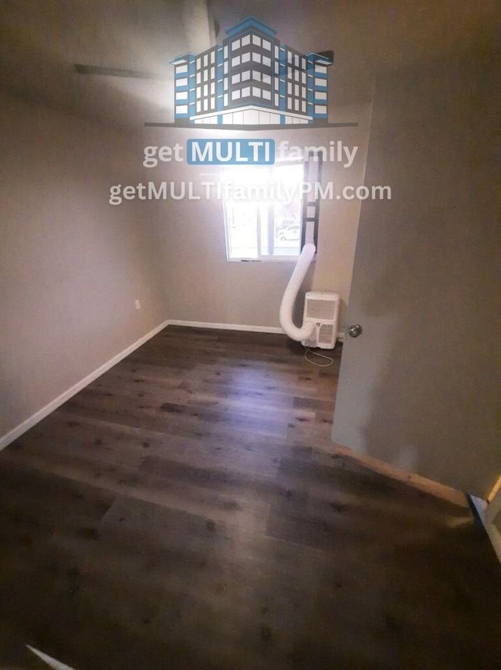 1903 N Spring #202 - Photo 5 of 22