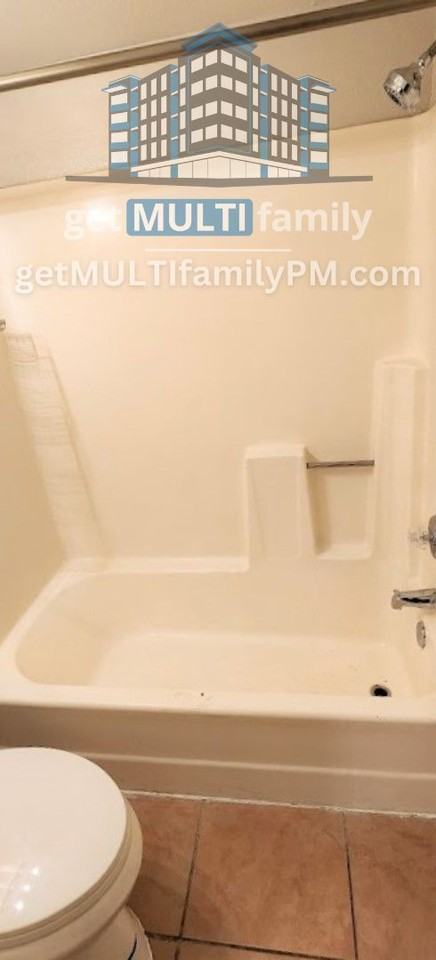 1903 N Spring #202 - Photo 7 of 22