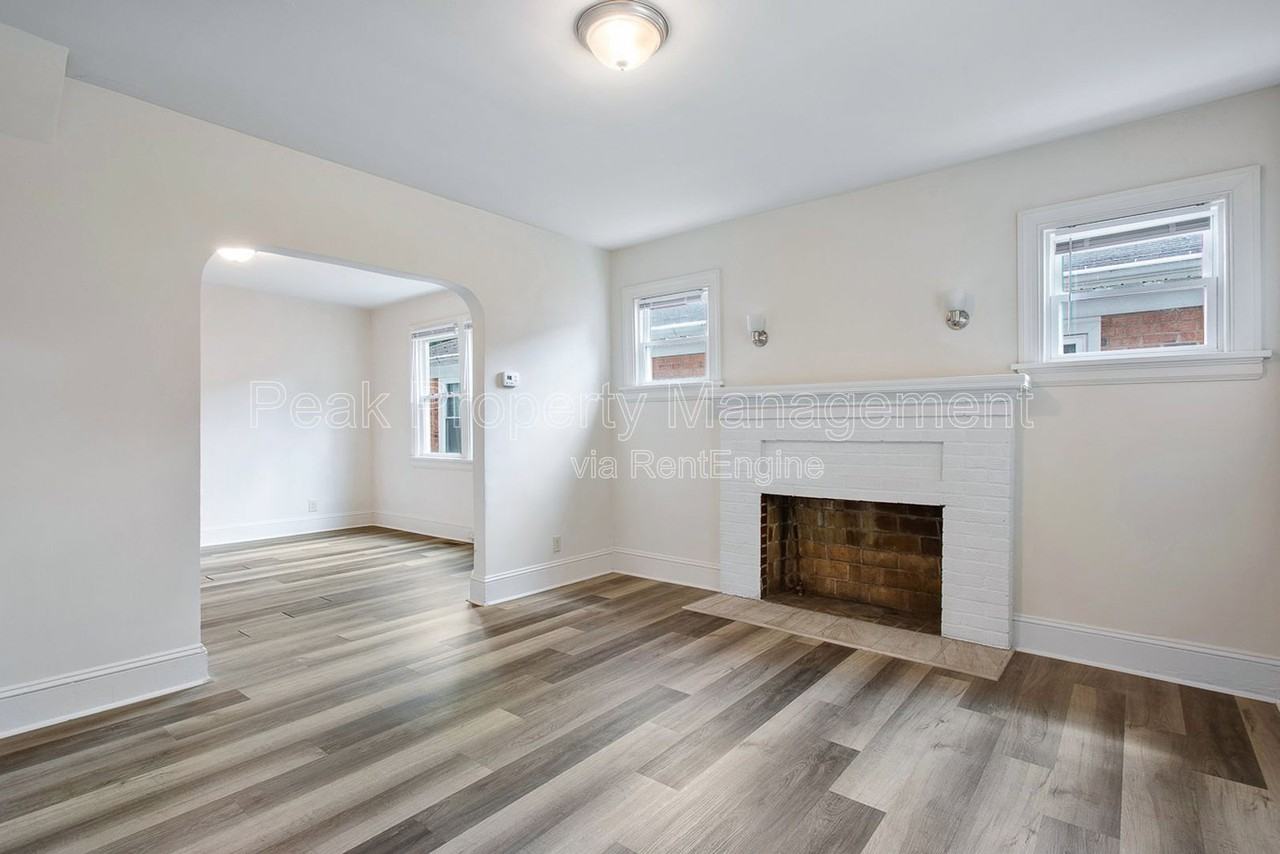 2304 Halifax Ave - Photo 6 of 23