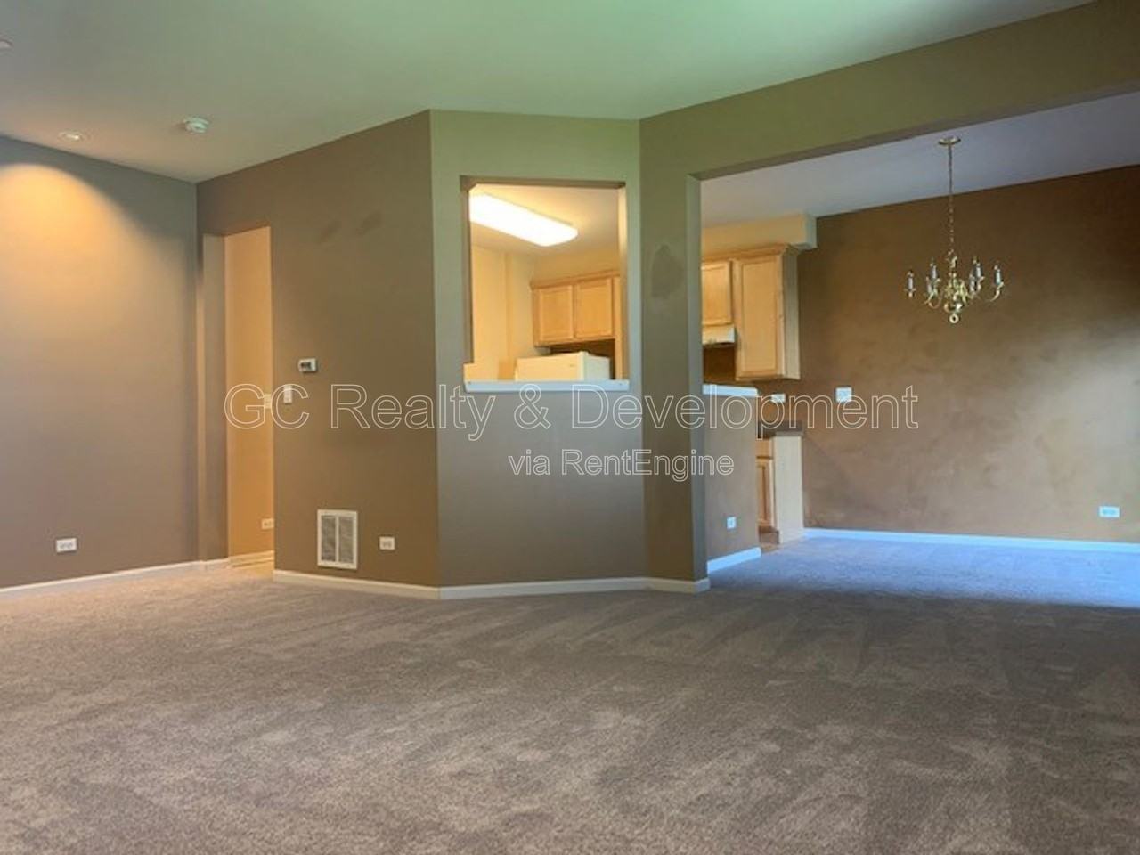922 Kings Canyon Dr - Photo 4 of 23