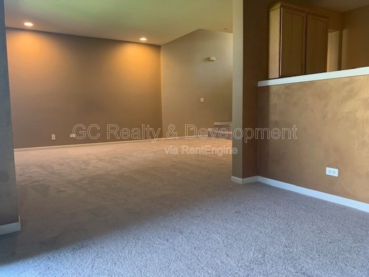 922 Kings Canyon Dr - Photo 5 of 23