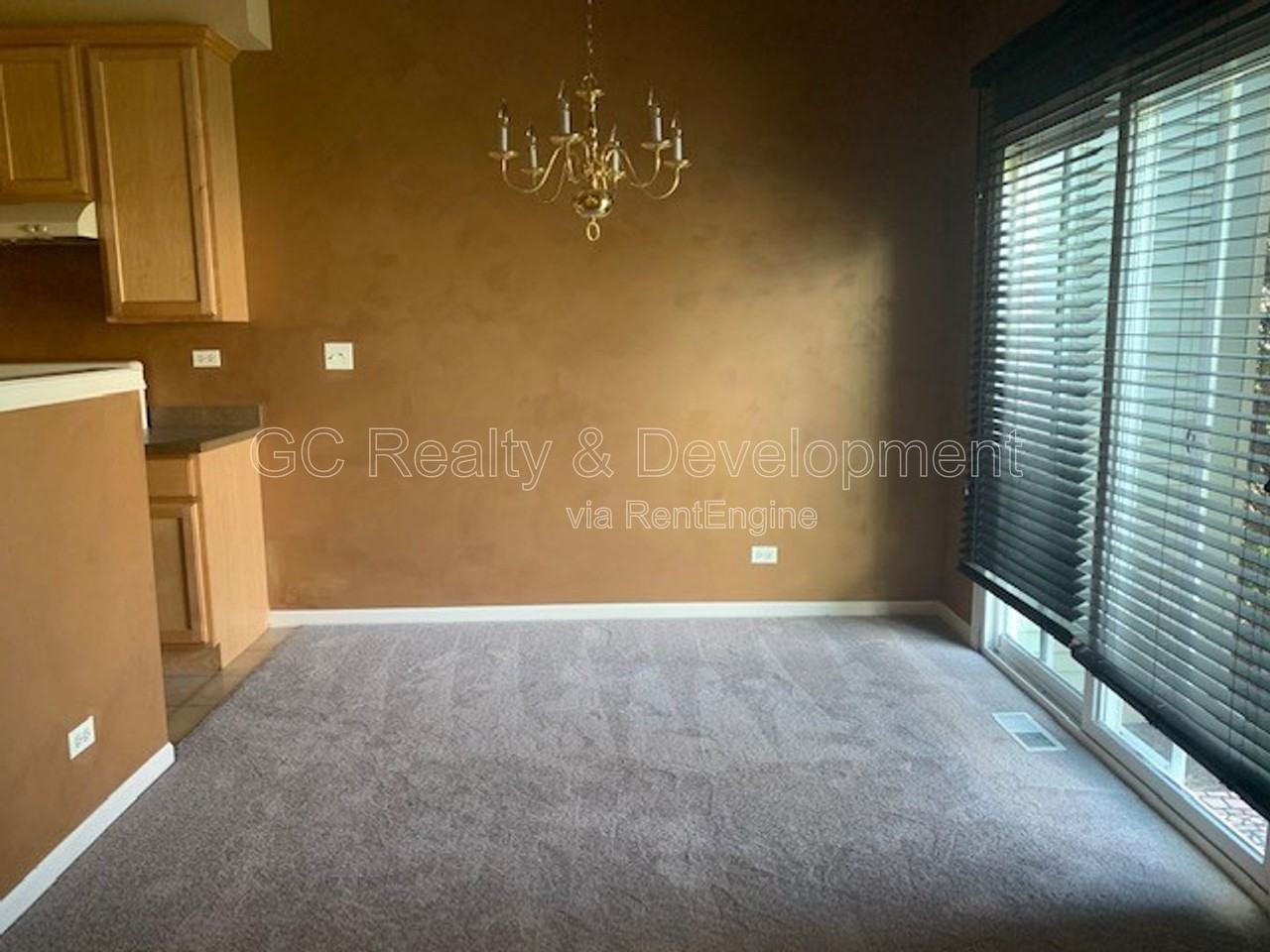 922 Kings Canyon Dr - Photo 6 of 23