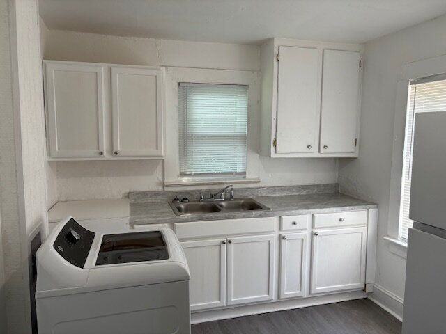 1491 Fleming St #A - Photo 5 of 25