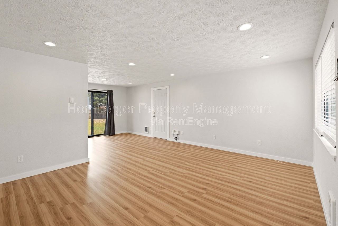 1609 E 1st Ave - Photo 5 of 24