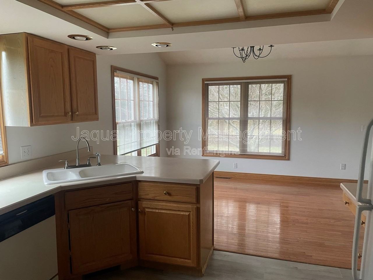 285 Trafalgar Trl - Photo 4 of 10