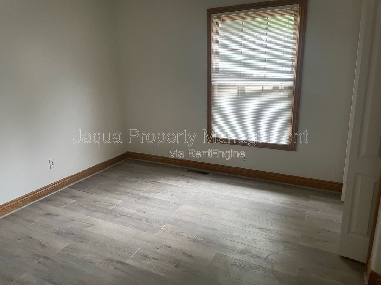 285 Trafalgar Trl - Photo 7 of 10