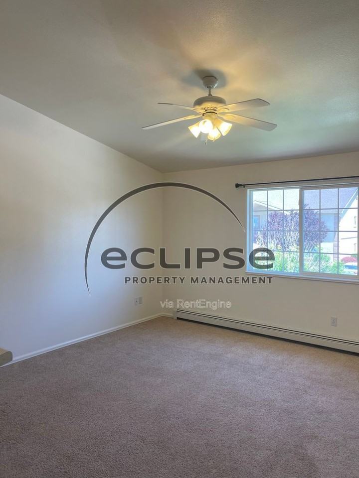 497 Coronado Ct #D - Photo 2 of 17
