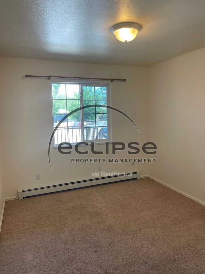 497 Coronado Ct #D - Photo 7 of 17