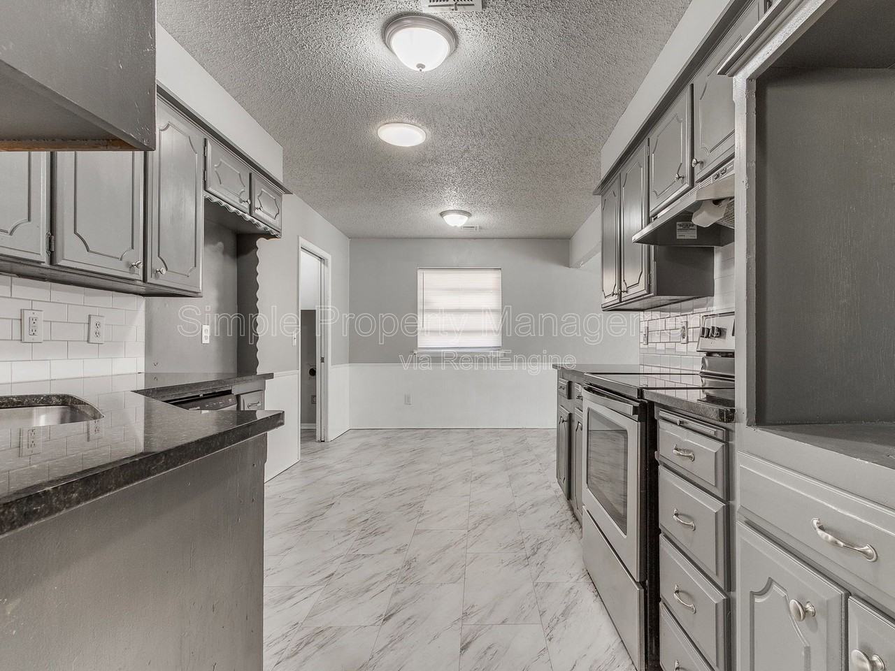 7505 Nw 29th St - Photo 4 of 29