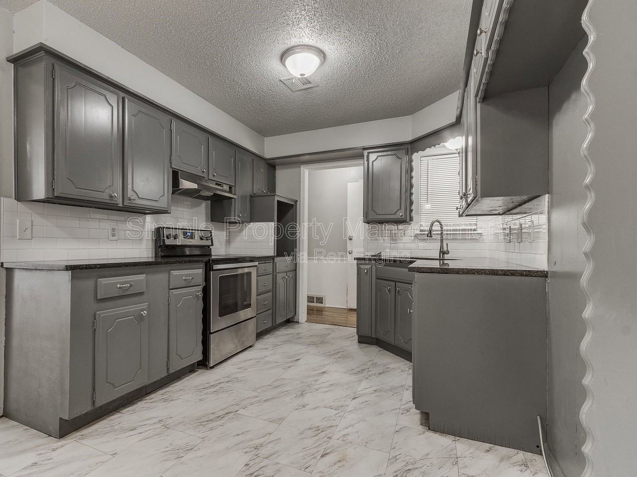7505 Nw 29th St - Photo 5 of 29