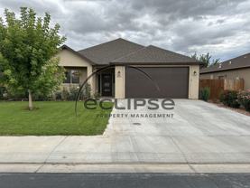 2921 Magnolia Ave - Photo 1 of 1